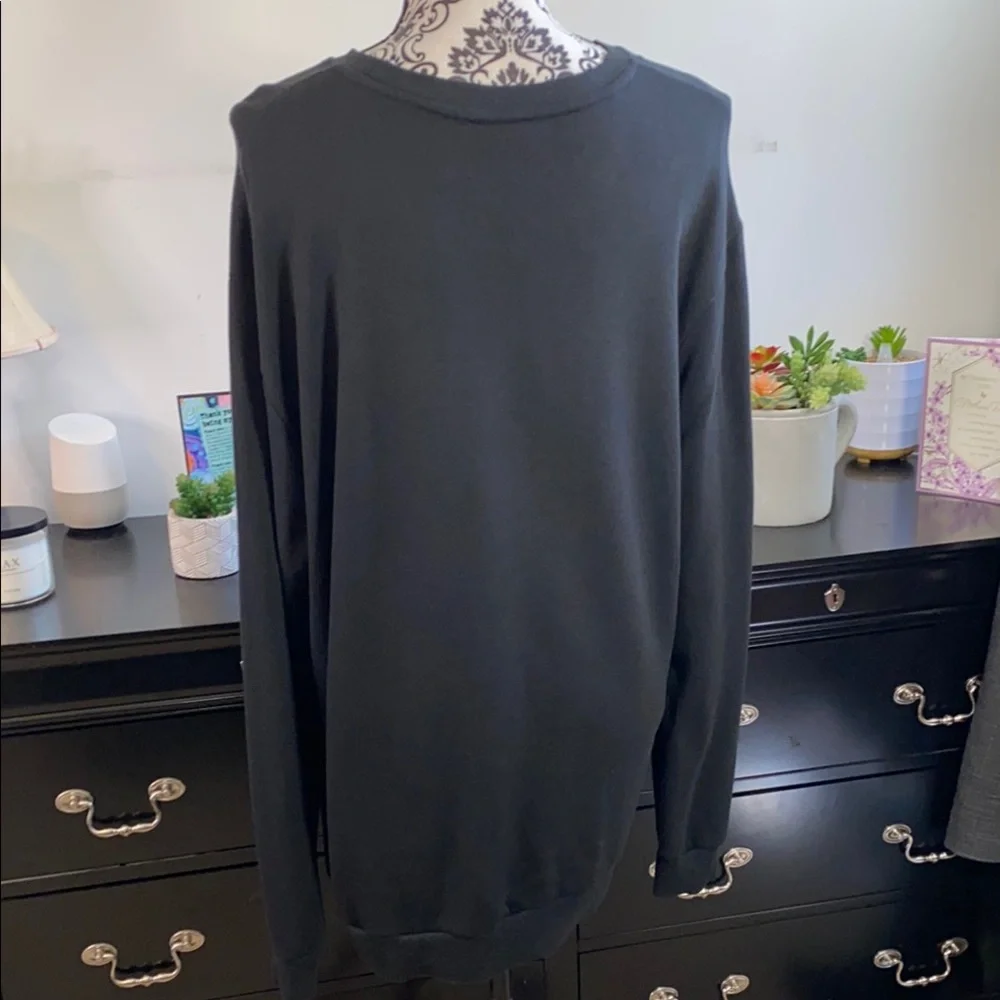 Little Trouble Graphic Sweatshirt Mama Needs A Huge glass Of Wine Size XL